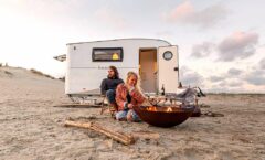 Der Hersteller Hobby aus Fockbek bringt mit der "beachy"-Serie eine eigenständige Marke für Caravans. (Foto: Hobby)