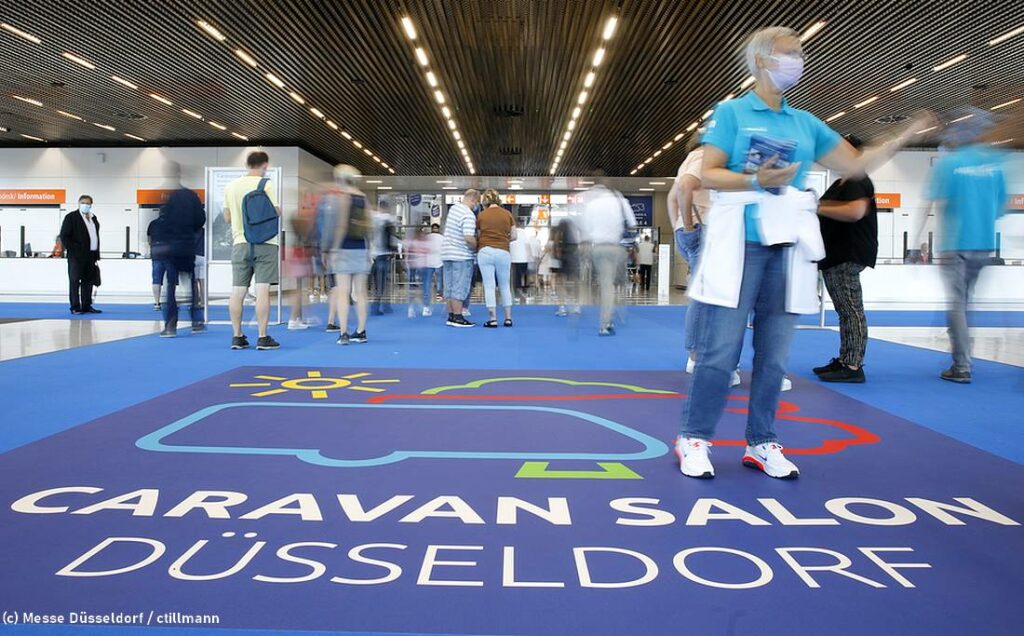 Caravan Salon 2022: Die Weltmesse bietet in 16 Hallen viele neue Fahrzeuge und Produkte. (Foto: Messe Düsseldorf / ctillmann)